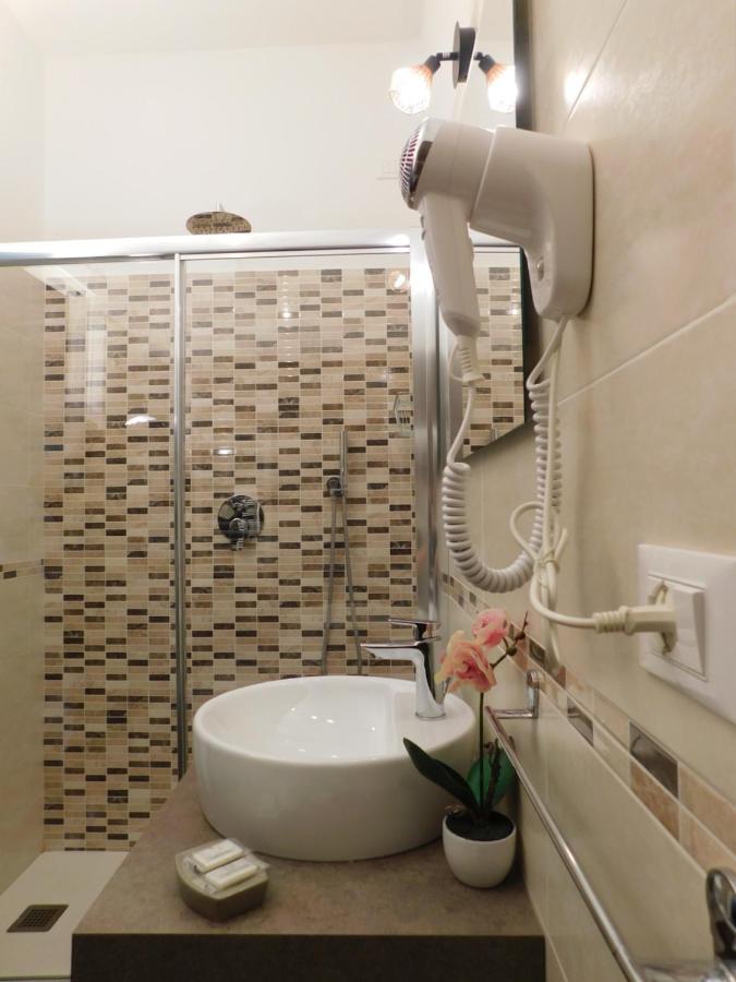 Porta Santa Croce Hotel ฟลอเรนซ์ ภายนอก รูปภาพ