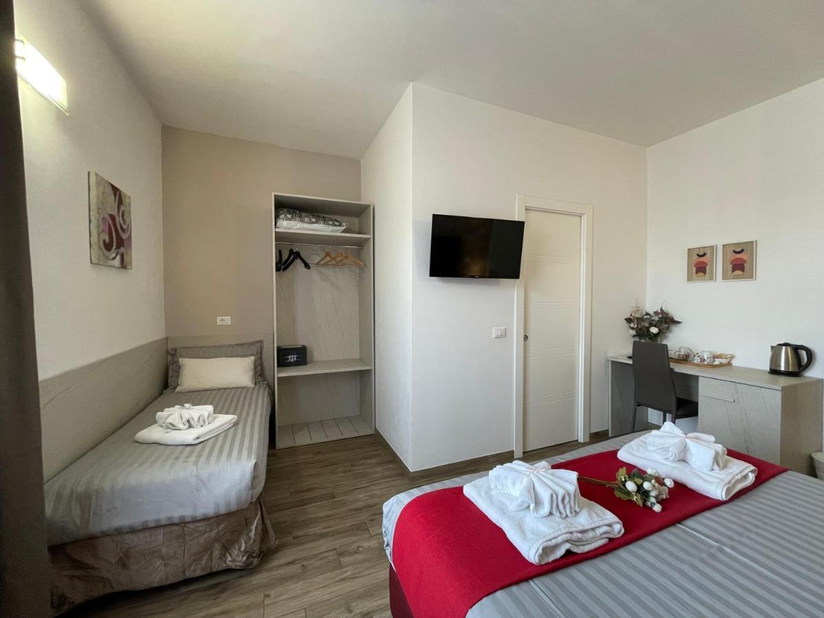 Porta Santa Croce Hotel ฟลอเรนซ์ ภายนอก รูปภาพ